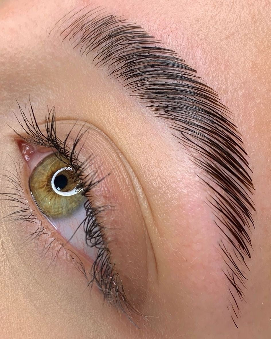 Formation browlift + teinture